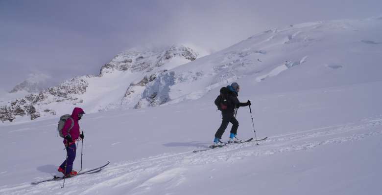 scialpinismo: verso la Capanna Margherita 4.559m. al Monte Rosa