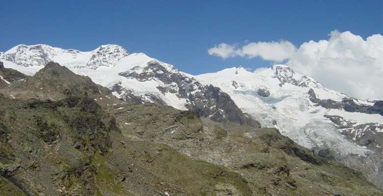 il grandioso panorama dal rifugio Quintino Sella