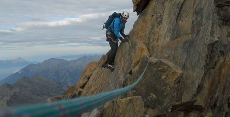 Salendo al Monte Disgrazia 3678m.