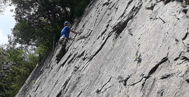 Arrampicare in falesia