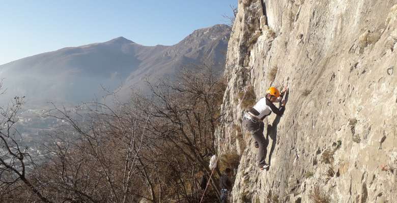 Arrampicare in falesia