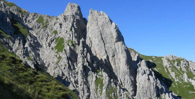 i Magnaghi, caratteristici torrioni della Grignetta