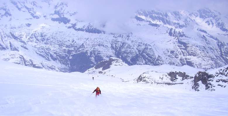 scialpinismo: in discesa lungo i bei pendii del Gran Paradiso