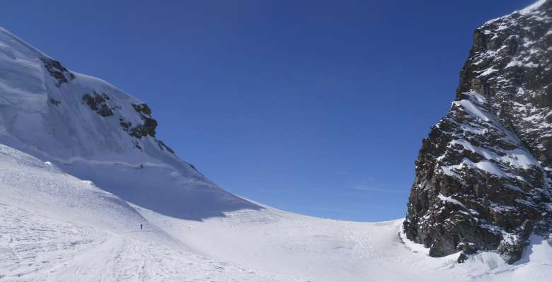 Il colle della Porta Nera (3.730m.)